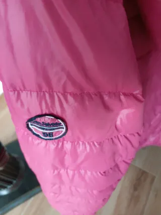 Chaqueta de plumas rosa