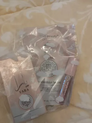 Lote YARA,mascarilla facial, perfume, brillo