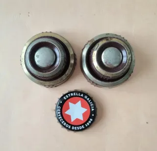 Radio Antigua Botones dobles para radios antiguas.