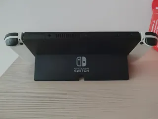 Nintendo Switch OLED Bianco