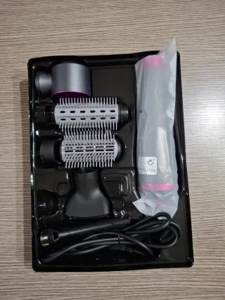 Asciugacapelli multifunzione con accessori