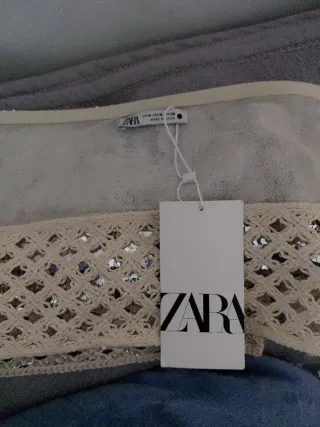 Top Zara lentejuelas y encaje beige/plata sin usar