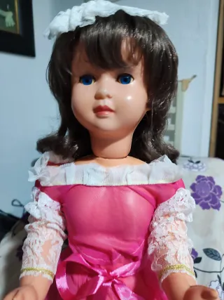 Muñeca antigua vestido rosa 60 cm aproximadamente