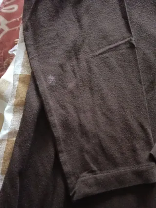 2 Blusas (marrón y verde)