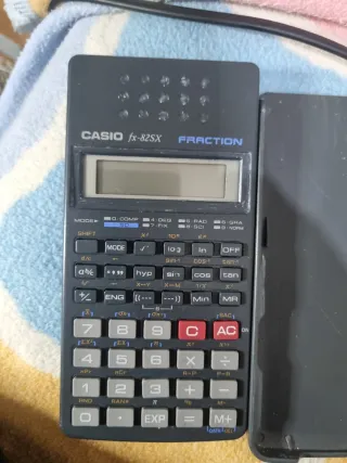 Calculadora Científica Casio fx-82SX