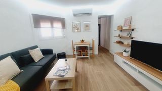 Piso en alquiler en Valdeacederas en Madrid