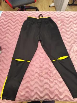 Pantalones Adidas Real Madrid y Borussia