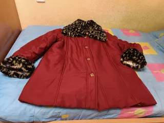 Chaquetón COOL Talla XL con cuello y puños de pelo