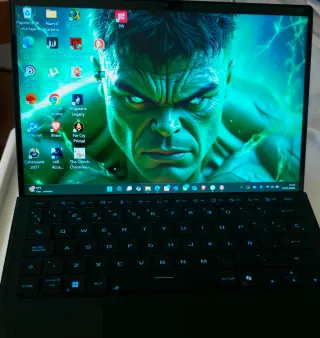 Asus ROG Flow Z13 + Accesorios