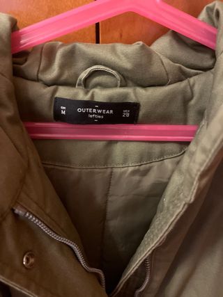 Chaqueta verde estilo militar