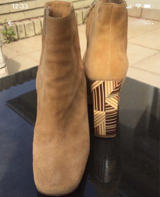 Botines tacón beige y marrón