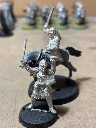 Eomer a pie y a caballo miniatura warhammer