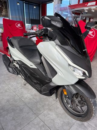 Honda Forza 125cc