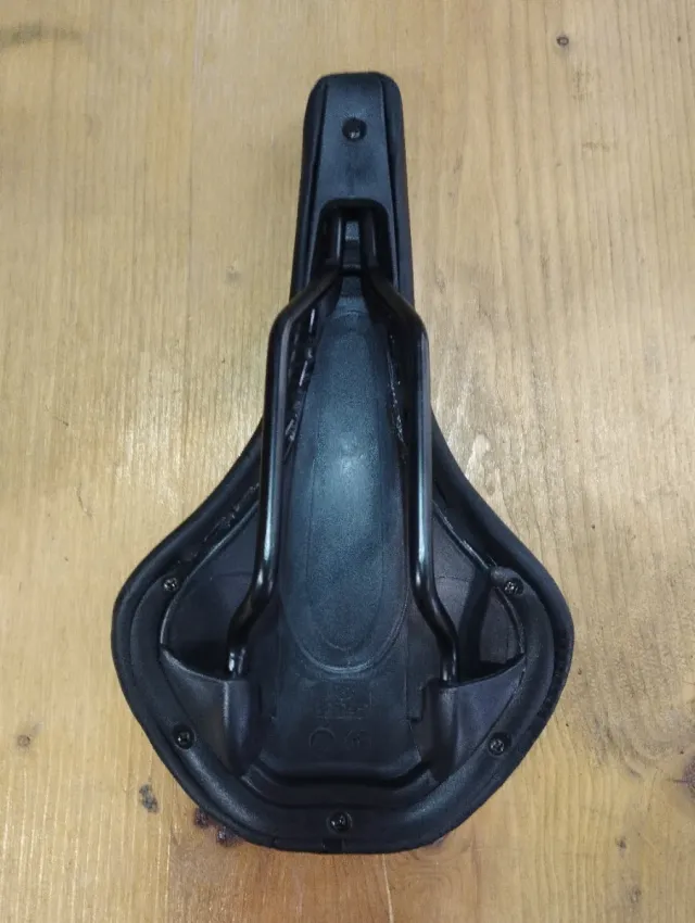 Vader Negro Sillín de bicicleta de carretera