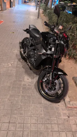Yamaha MT-09 2022 - 7600€
