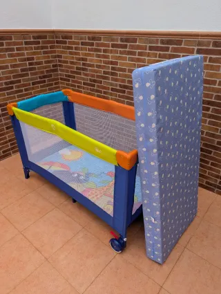 Cuna infantil plegable