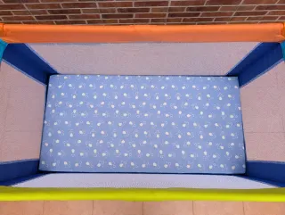 Cuna infantil plegable