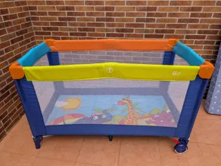 Cuna infantil plegable