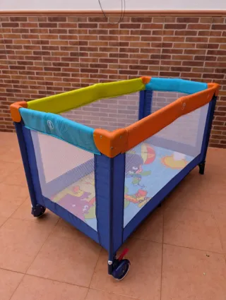 Cuna infantil plegable
