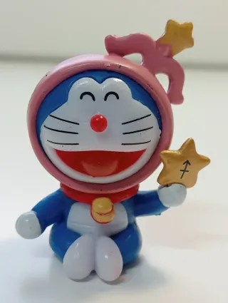 Figuras Doraemon y Nobita