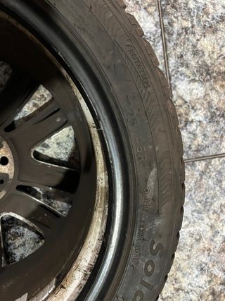 Neumático 225/45R17 94V