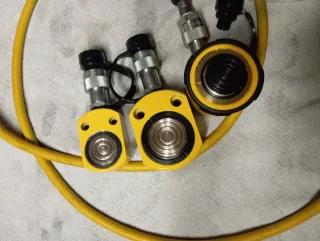 Bomba Hidráulica Enerpac(P392)Y Cilindro Enerpac.