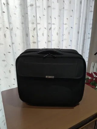 Maleta de viaje ejecutiva.