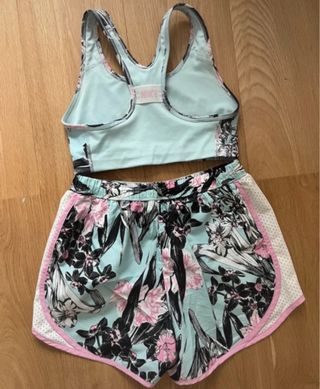 Conjunto Deportivo Nike Talla XS Floral