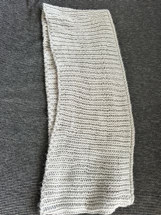 Bufanda de punto gris mujer