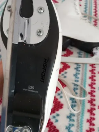 Patines de hielo blancos