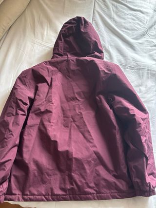Chaqueta Morada con Capucha