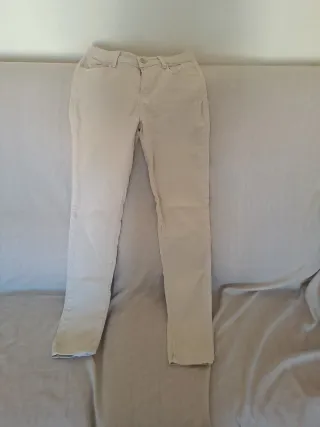 Pantalón beige Massimo Dutti