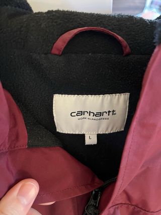Chaqueta Carhartt Burdeos