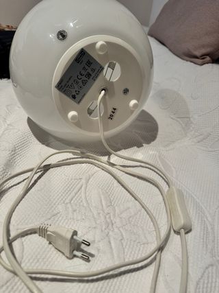 Lámpara de mesa IKEA FADO blanca