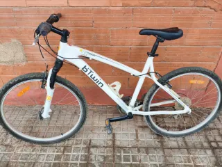 Bicicleta B'Twin Urbana/Paseo Blanca