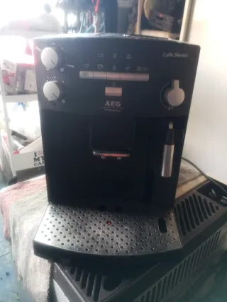 Cafetera AEG Silencio para piezas