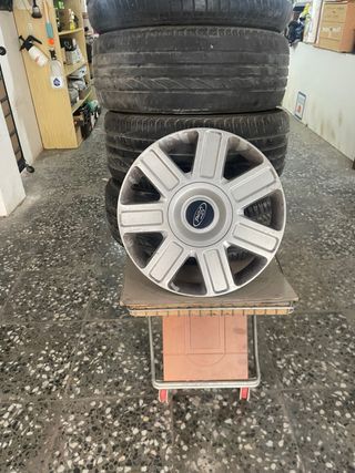 Juego de Tapacubos Ford 16 (4) unidad)