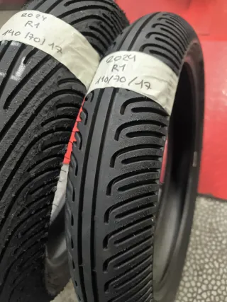 Neumáticos Pirelli 140/70/17-110/70/17 slicks agua