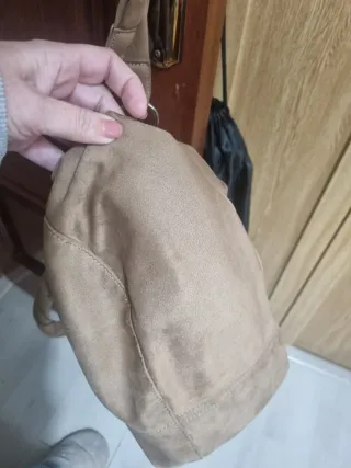 Bolso de hombro camel