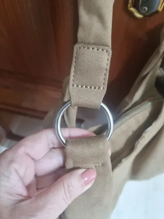 Bolso de hombro camel