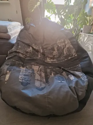 Puff XXL con estampado de ciudad