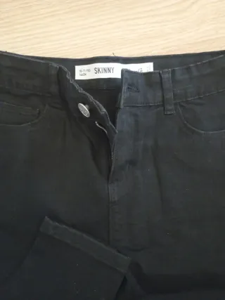 Vaqueros niña negros