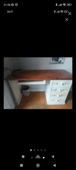 Escritorio  de madera de pino