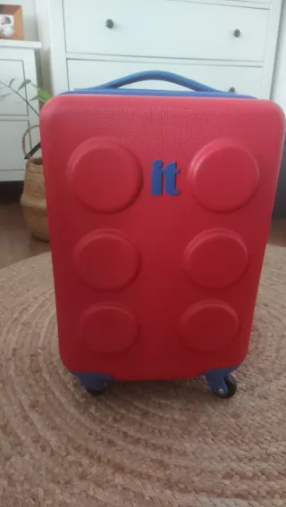 Maleta infantil roja y azul