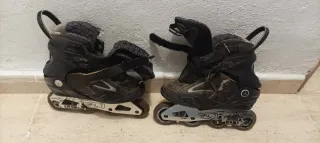 Patines en línea negros