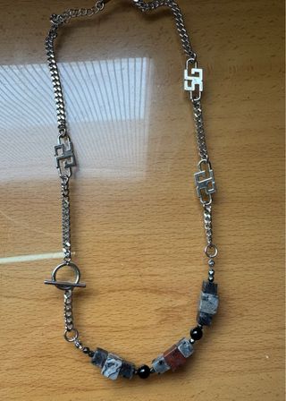 Collar  Sprayground de piedras y cadena plateada