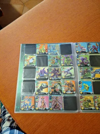 Álbum InviZimals The Resistance casi completo