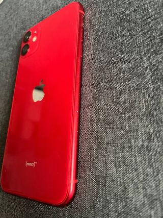 iPhone 11 Rojo 64 GB