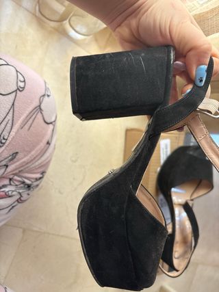 Tacones negros plataforma piel