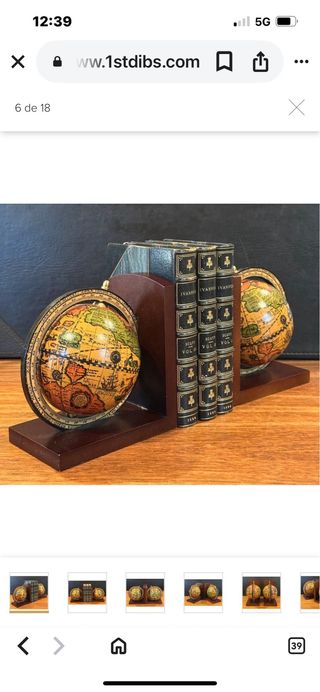 Antiguos sujetalibros de globos terráqueos